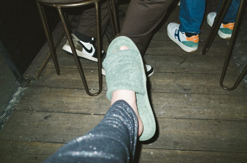 Bar slippers xo